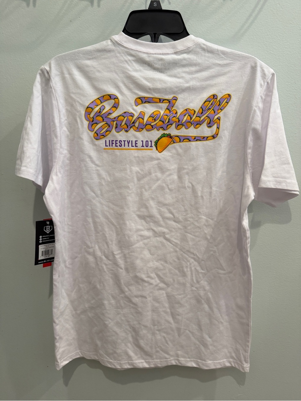 Baseball Lifestyle 101 Taco White Short-Sleeve Graphic Tee - Men’s small